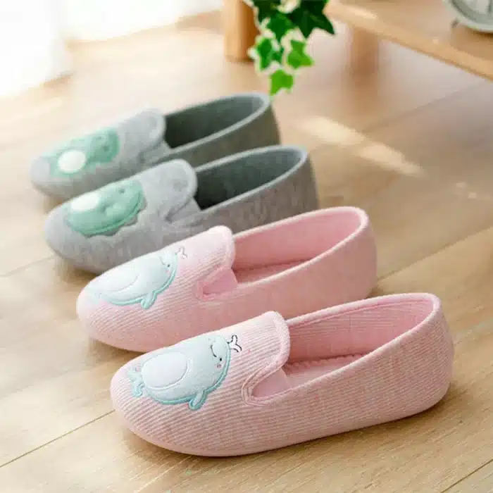 Pantoufles de dinosaures mignonnes pour la maison, en coton, antidérapantes, chaudes, pour filles et femmes, nouvelle collection printemps et automne 3