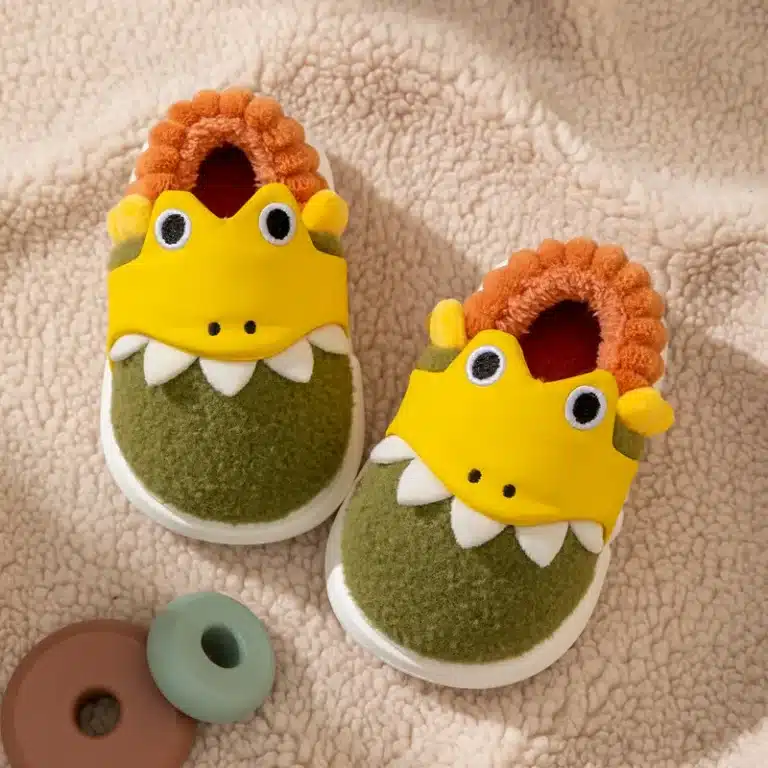 Pantoufle Dinosaure Enfant 3