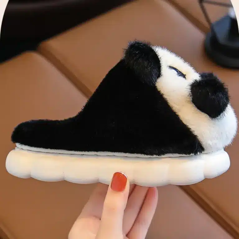 Chaussons Panda 4