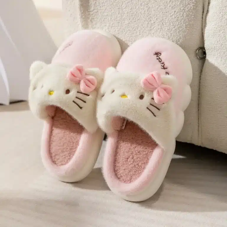 Pantoufle Hello Kitty 1