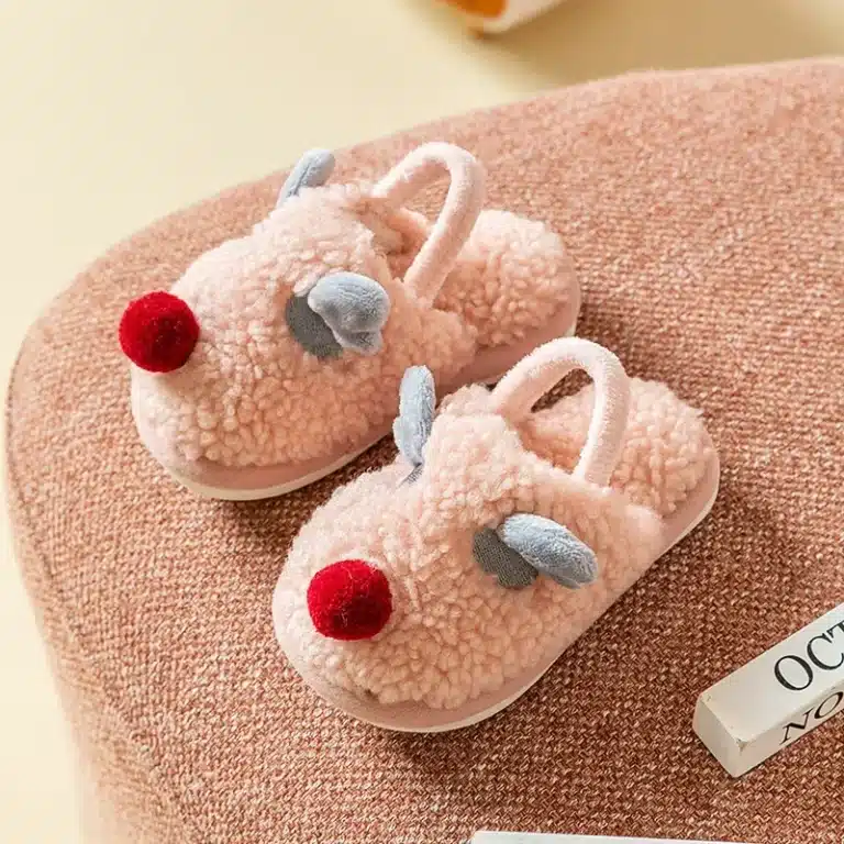 Chaussures d'intérieur antidérapantes en coton pour garçons et filles, pantoufles chaudes molletonnées de cerf de noël de dessin animé pour la maison 10