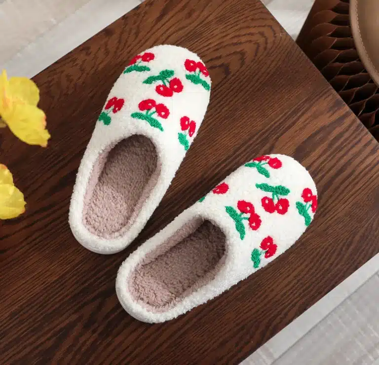 Pantoufles Cerises 12