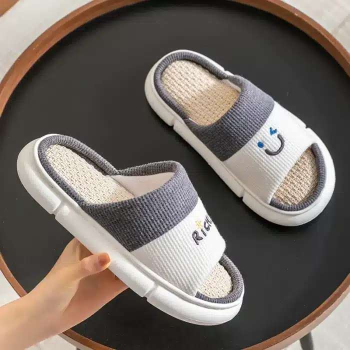 Pantoufles Smiley Lin 4