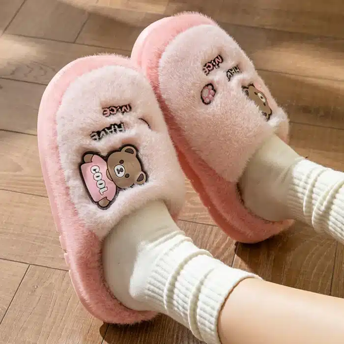 Chaussons Ourson Mignon 2