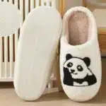 Chaussons Panda Qui Pose 2