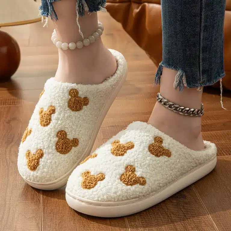 Chaussons Mickey 1
