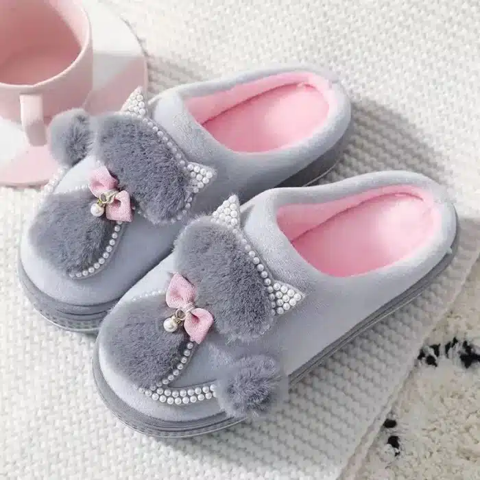 Pantoufles Chaton Élégant 2