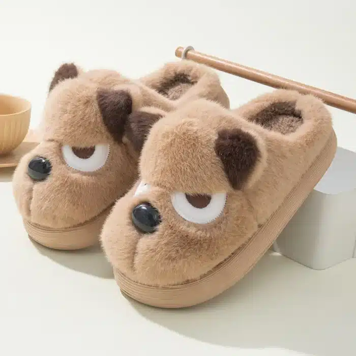Pantoufles Chien Qui Boude 1