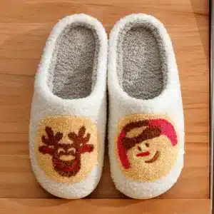 Chaussons Renne Et Bonhomme De Neige 1