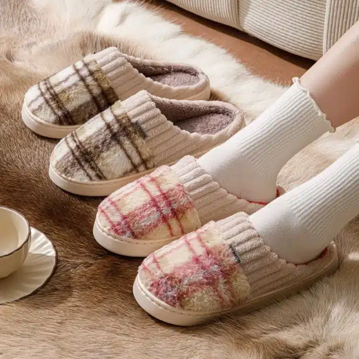 Pantoufles A Carreaux Femme 4