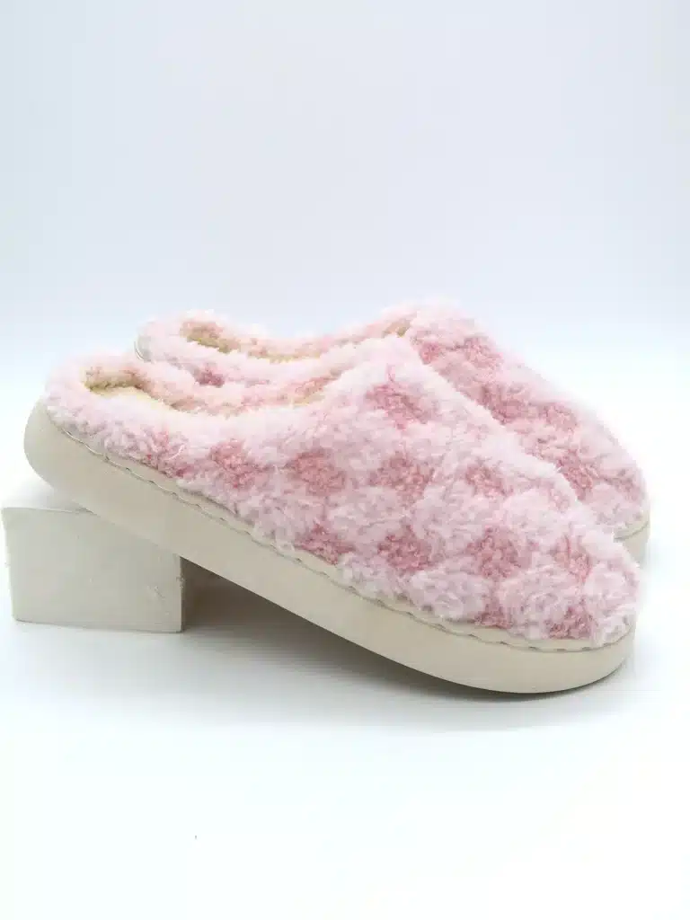 Chausson Damier Femme 5