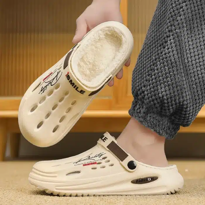 Pantoufles Crocks Hiver Homme 3