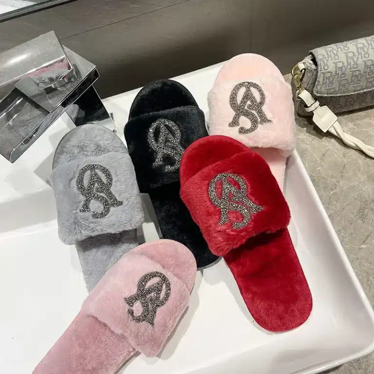 Chaussons Doux Ouverts Femme 2