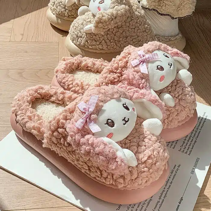 Pantoufle Mouton Peluche 4