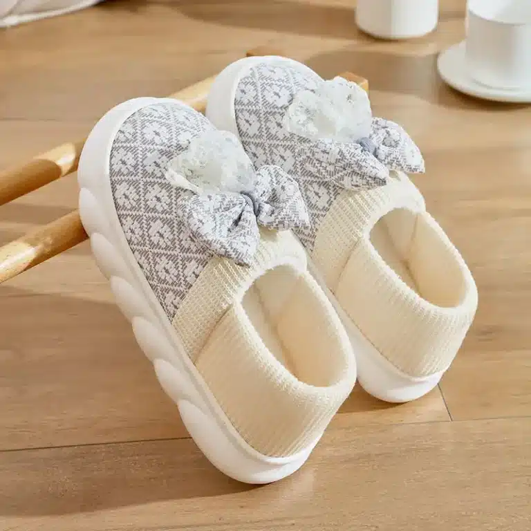 Pantoufles Fermées Avec Noeud 1