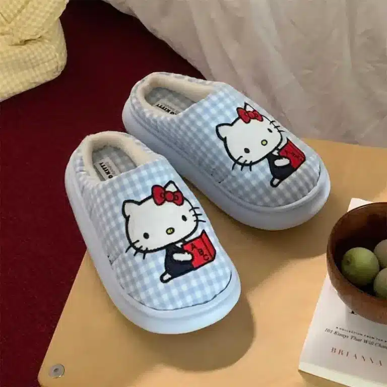 Chaussons Hello Kitty A Carreaux 3