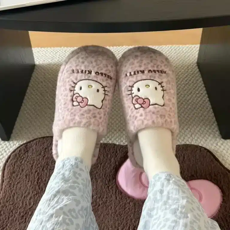 Pantoufles Antidérapantes Hello Kitty Léopard 4