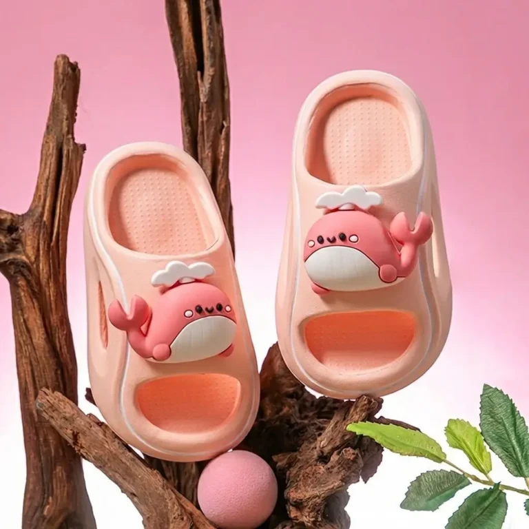 Claquettes Enfant Baleine Kawaii 1