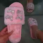 Chaussons Fourrés Papillons Brillants 1