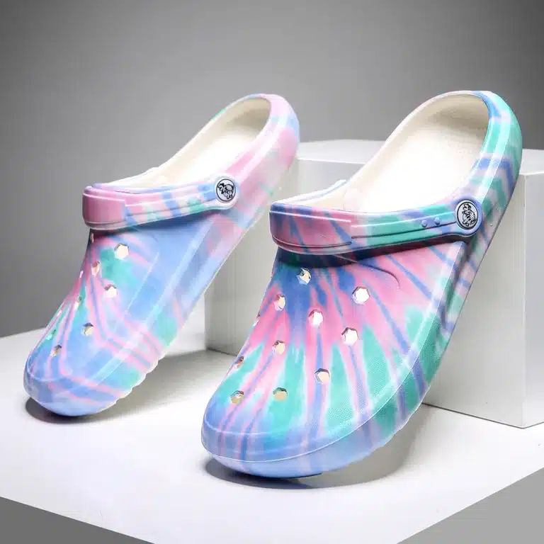 Sabots Crocs Colorés Femme Bleu Et Rose 2