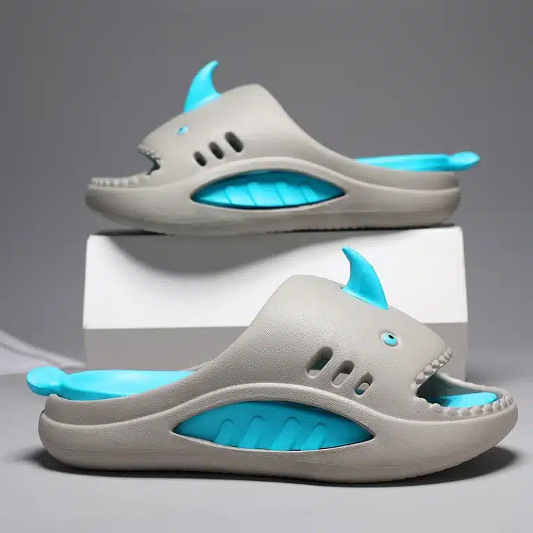 Claquettes Originales Tête De Requin Enfant 3