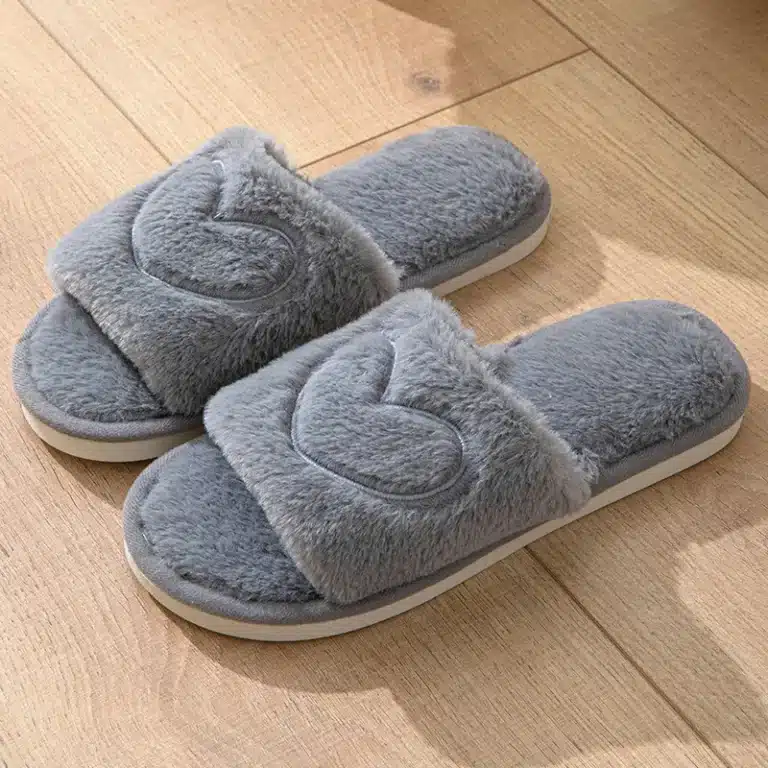 Pantoufles Stylées Avec Coeur 6