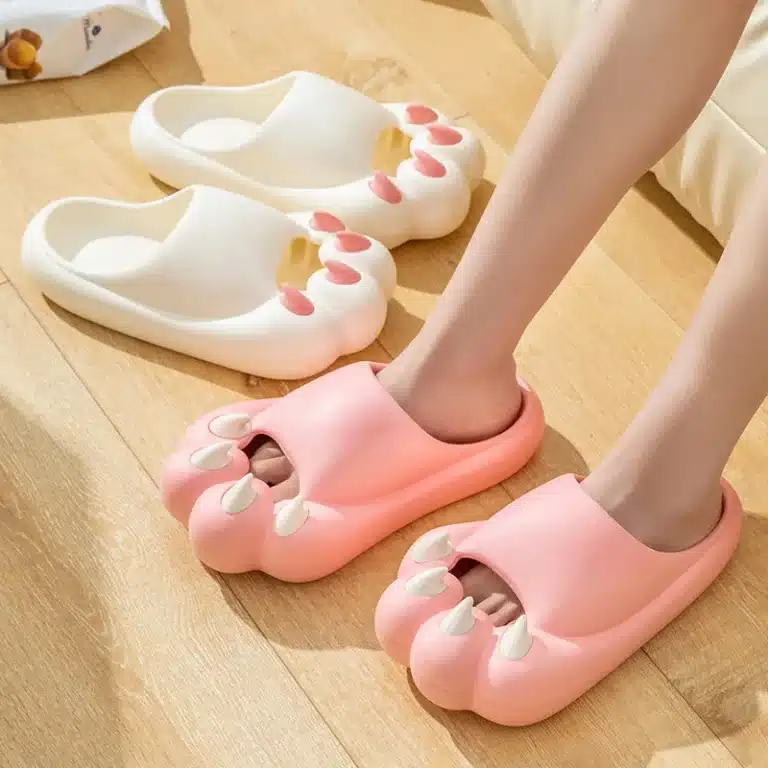 Claquettes Patte de Chat Kawaii 1