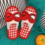 Pantoufles Eté Hello Kitty Avec Gros Noeud Rouge 2