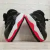 Chausson Noir En Forme de Basket 1