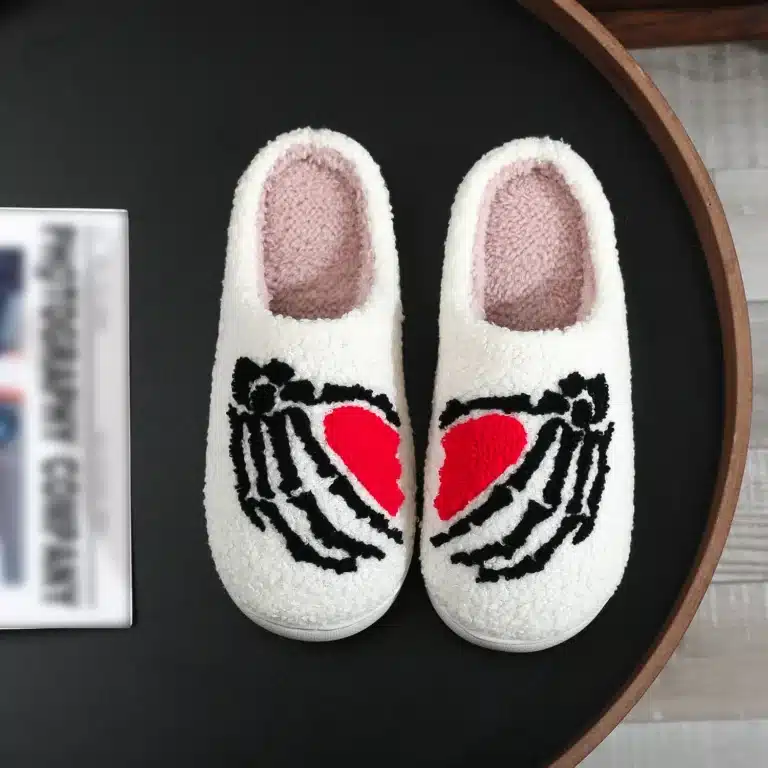 Pantoufles Halloween Squelette Coeur 1