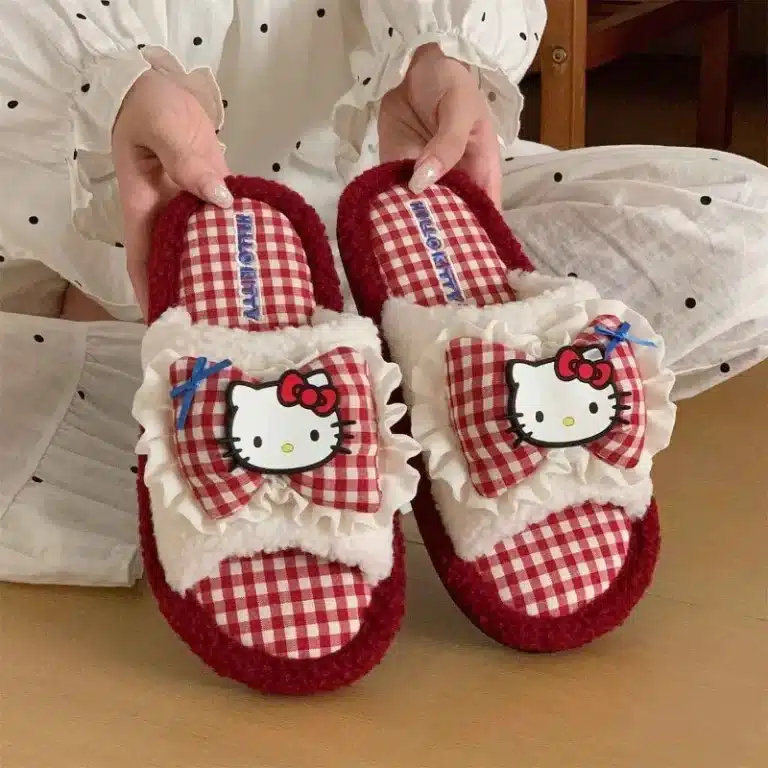 Pantoufles Ouvertes Hello Kitty Fourrure Et Petit Noeud 2