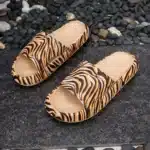 Claquettes Tigrées 2