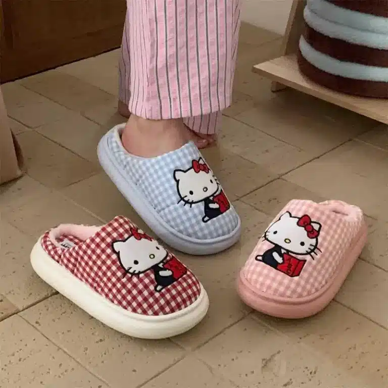 Chaussons Hello Kitty A Carreaux 5