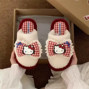 Pantoufles Hello Kitty Fourrure Et Petit Noeud 3
