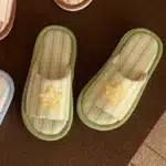 Chaussons Rayés Avec Étoile Femme 2
