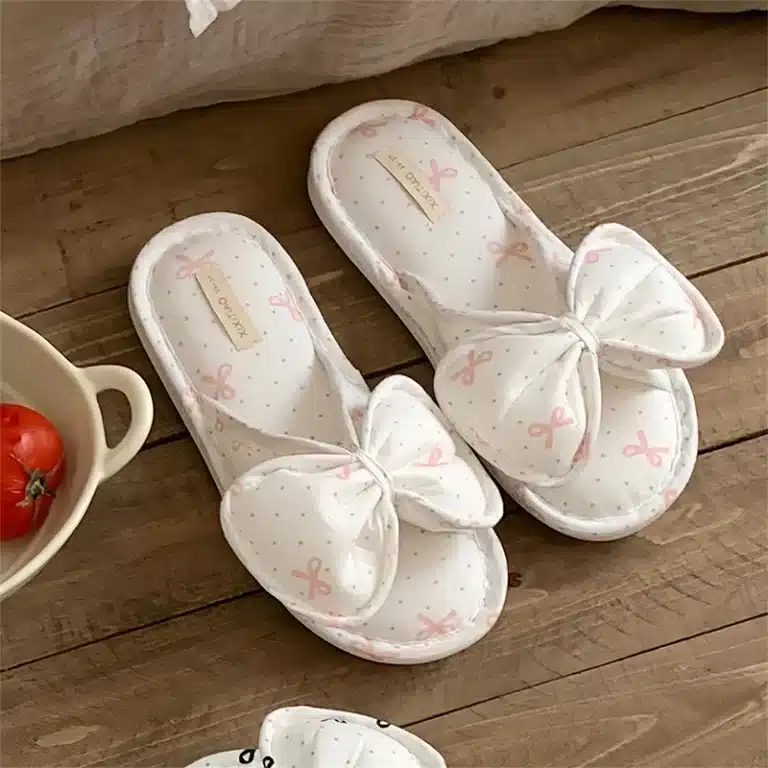 Chaussons D'Intérieur avec Noeuds Et Pois 1