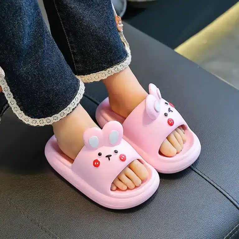 Claquettes Antidérapantes Lapin Kawaii 1