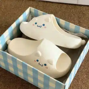 Claquettes Chat Blanc Mignon 1