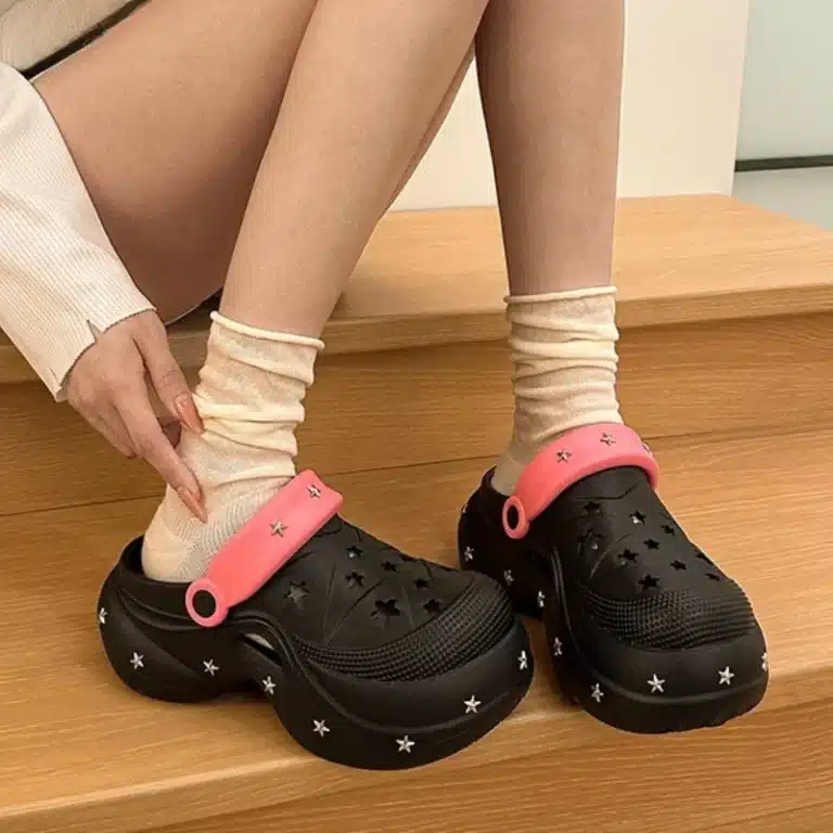 Pantoufles Crocs Avec Etoiles 3