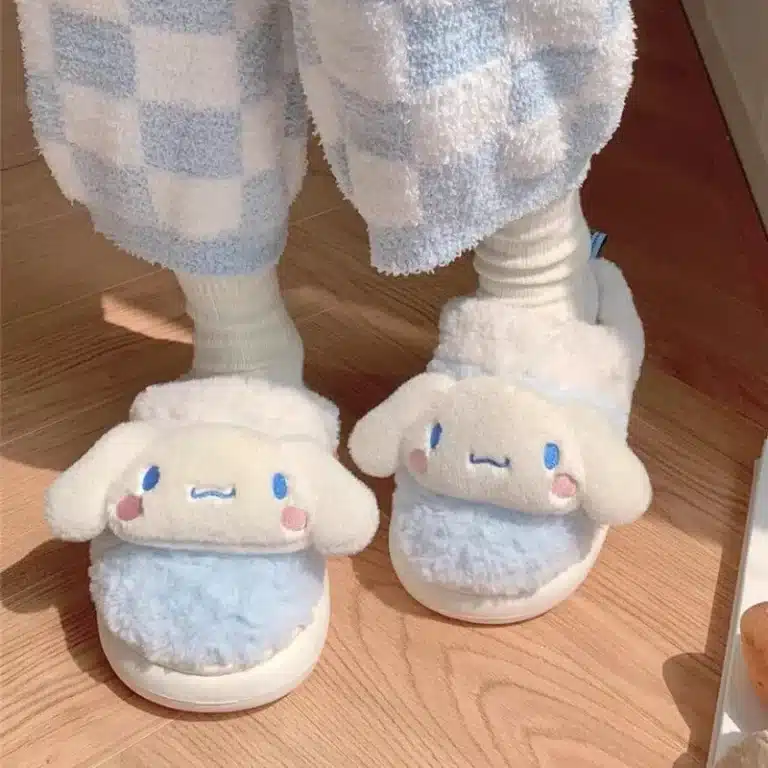 Pantoufles Hello Kitty Fourrées Cinamoroll 2