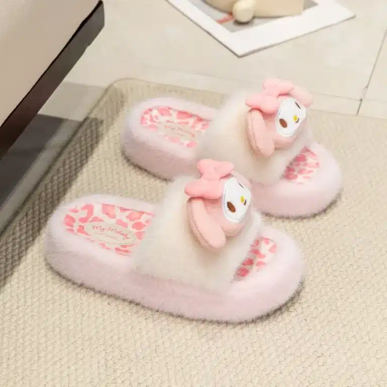 Pantoufles Peluche Hello Kitty Léopard 6
