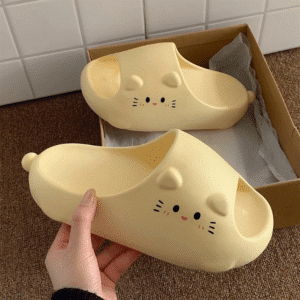 Claquettes Chat Jaune Mignon