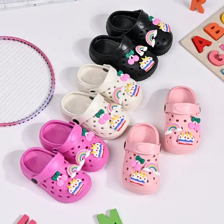 Chaussons Crocs Enfant Arc-En-Ciel 1