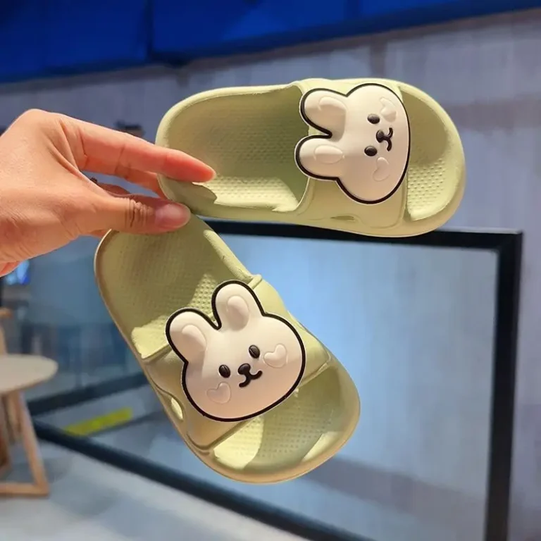 Claquettes Antidérapantes Minimalistes Lapin Enfant 5