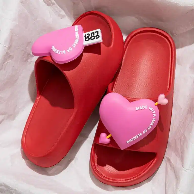 Claquettes Cœur 3D 4