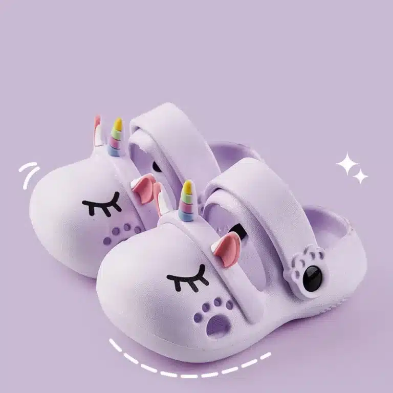 Chaussons Été Licorne Endormie Kawaii 1