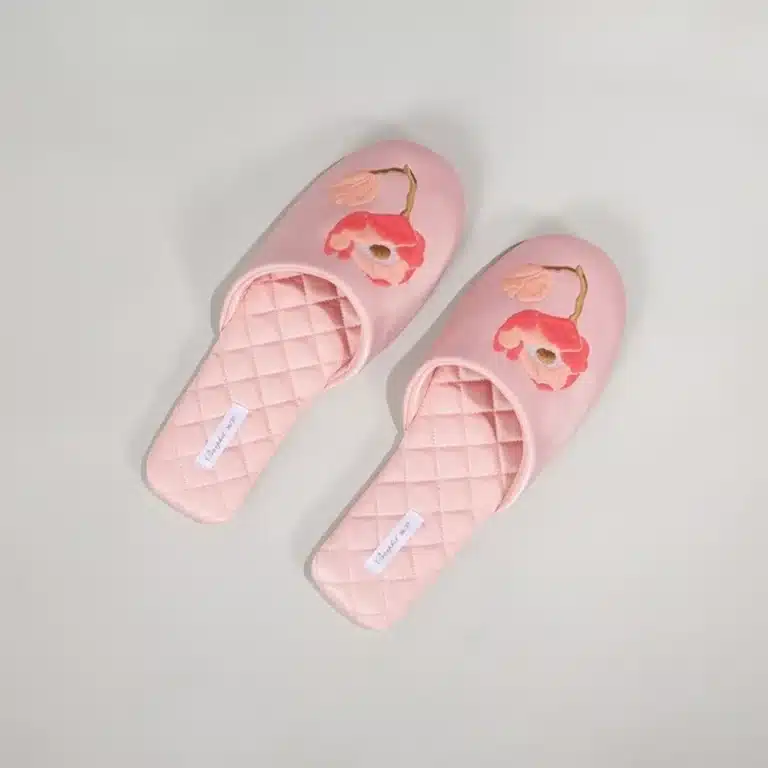 Pantoufles Fleur Brodée Matelassées 3