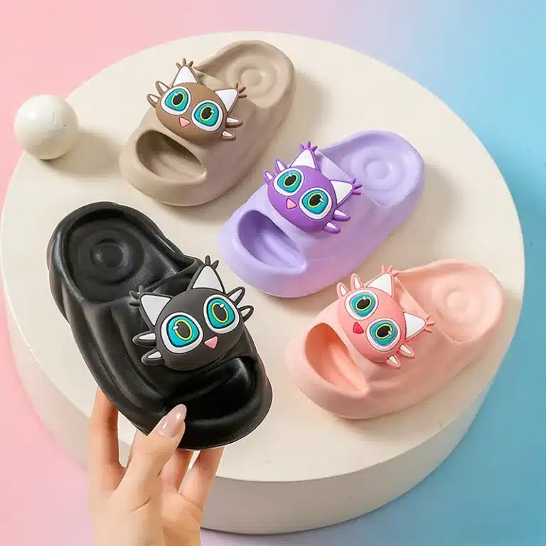 Claquettes Chat Cartoon 3D Enfant 1