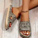 Claquettes Léopard Confort Femme 4