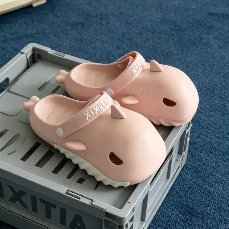 Chaussons Sabots Requin 3D 1